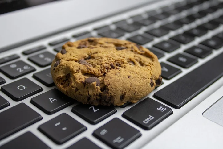 Say Goodbye to Third-Party Cookies – Learn How to Continue on Without Missing a Beat<br>[Blog]